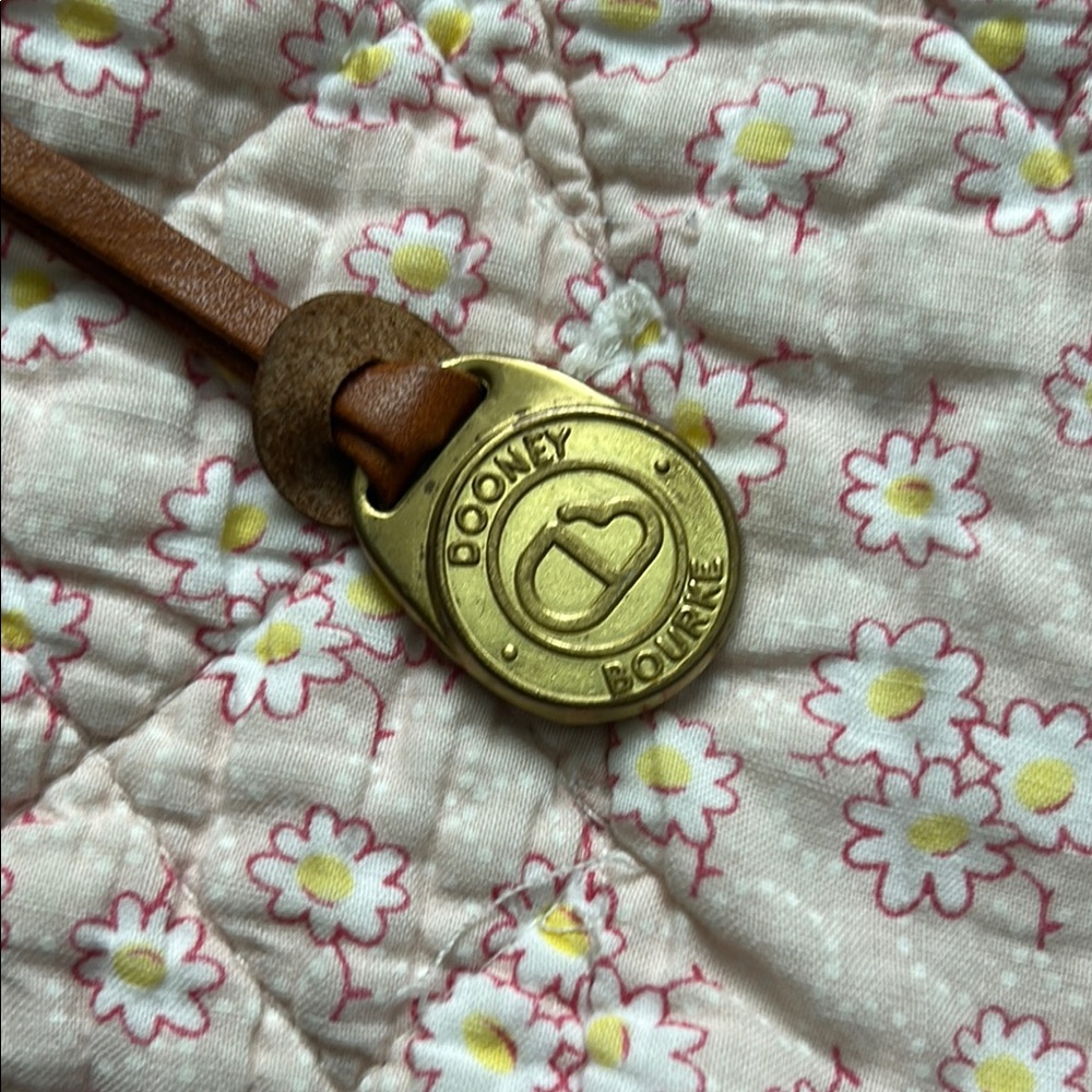Vintage Dooney & Bourke Taupe-y Gray and Shoulder Bag - Picture 2 of 13